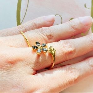 Earl Grey Crystal Flower Open Cuff Gold Ring 925